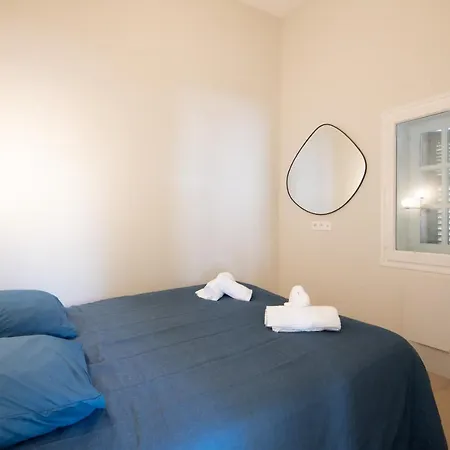 Sofia, Centre-ville Apartment Saint-Tropez